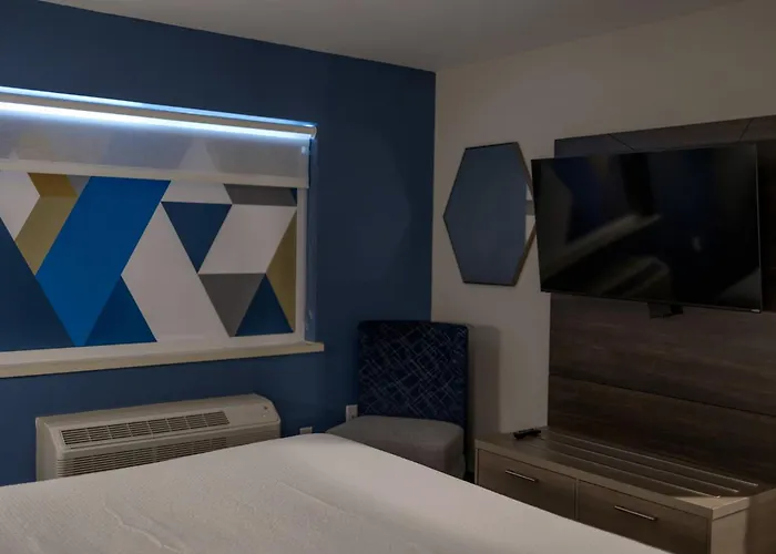 Holiday Inn Express Hotel & Suites Torrington By Ihg